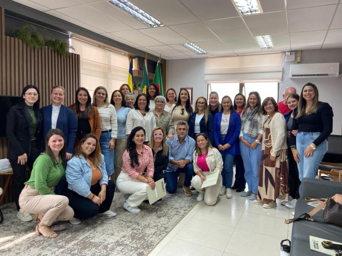 Novas diretoras e vice-diretoras da rede  municipal são empossadas em seus cargos 
